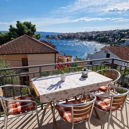 Apartmani Anna Трогир Экстерьер фото