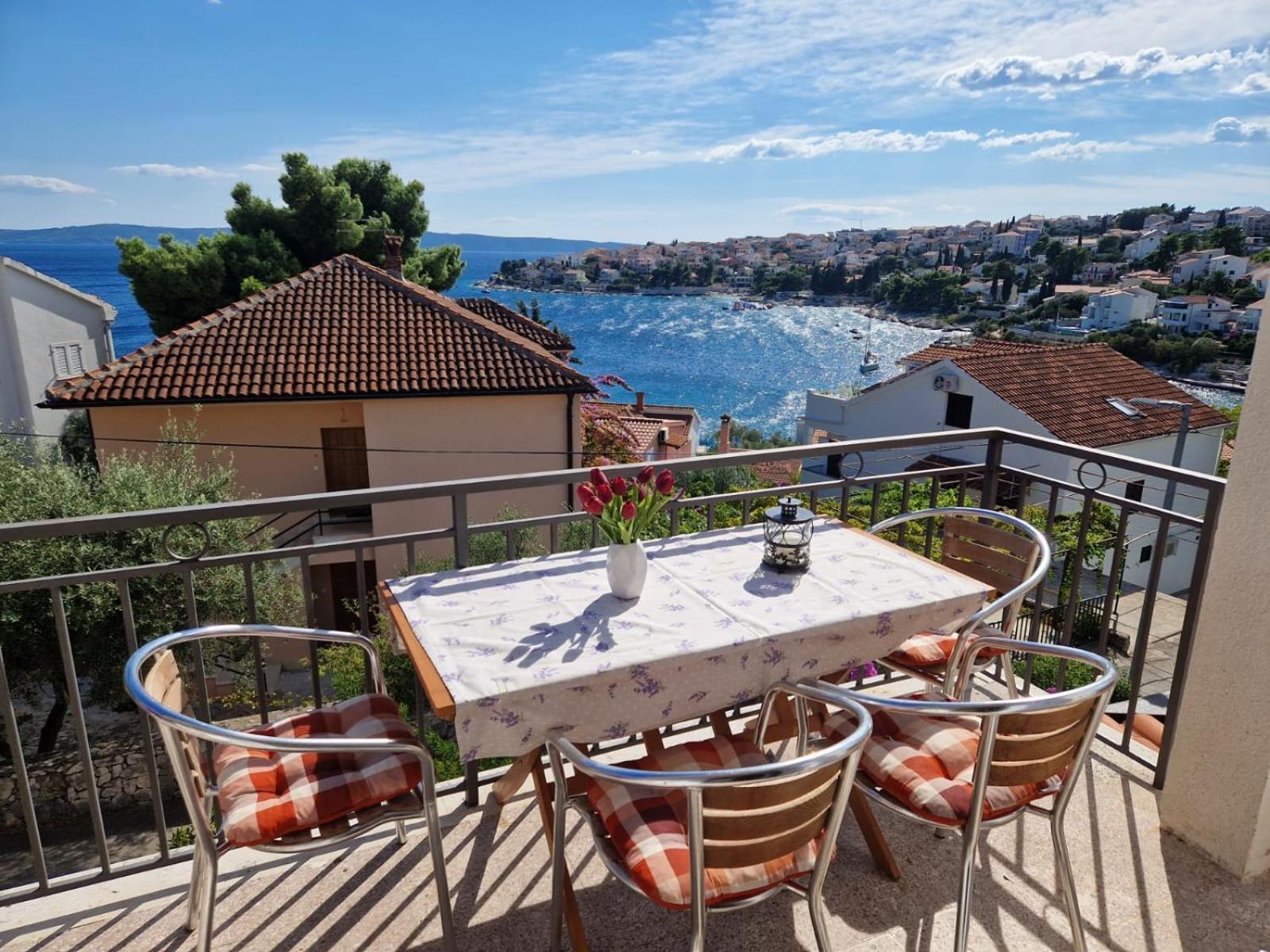 Apartmani Anna Трогир Экстерьер фото